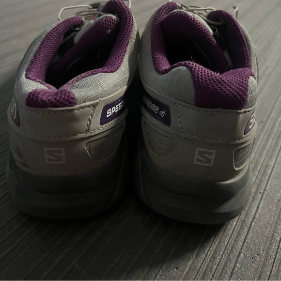 Never Worn! Salomon Women's Gray and Purple Trail Running Shoes SpeedCross 4 - Picture 3 of 4